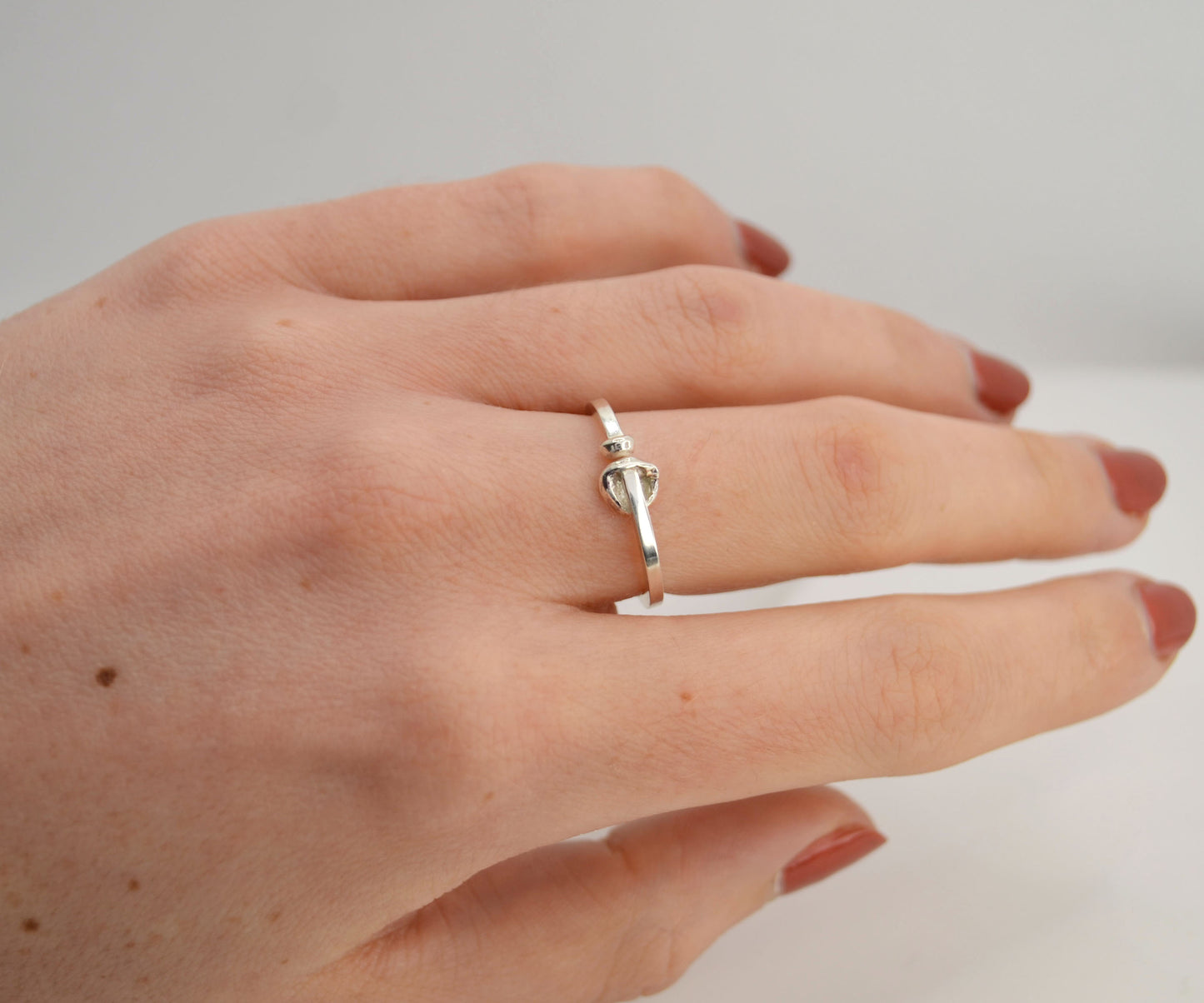 'Meet me in the Middle' Ring