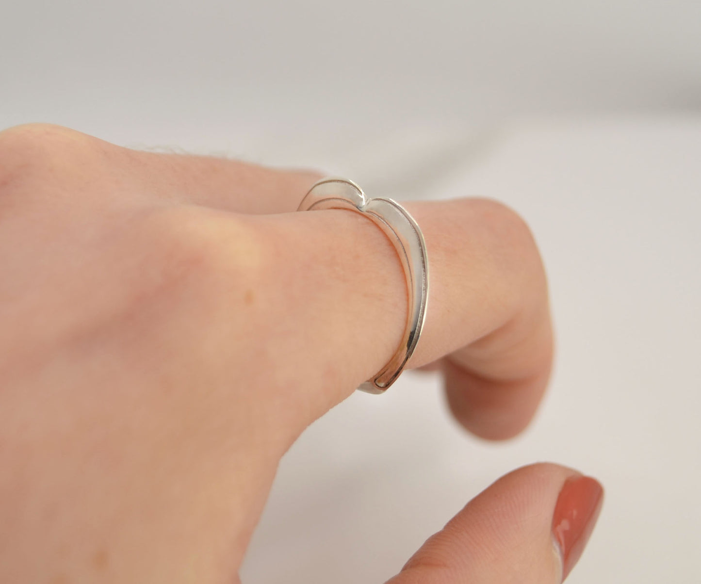 Knife edged Heart Ring