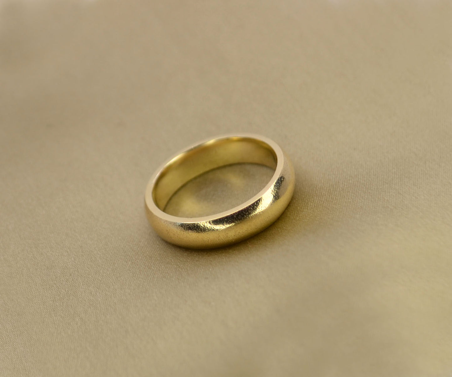 Patinated Flat sided Court Profile Ring - 6mm