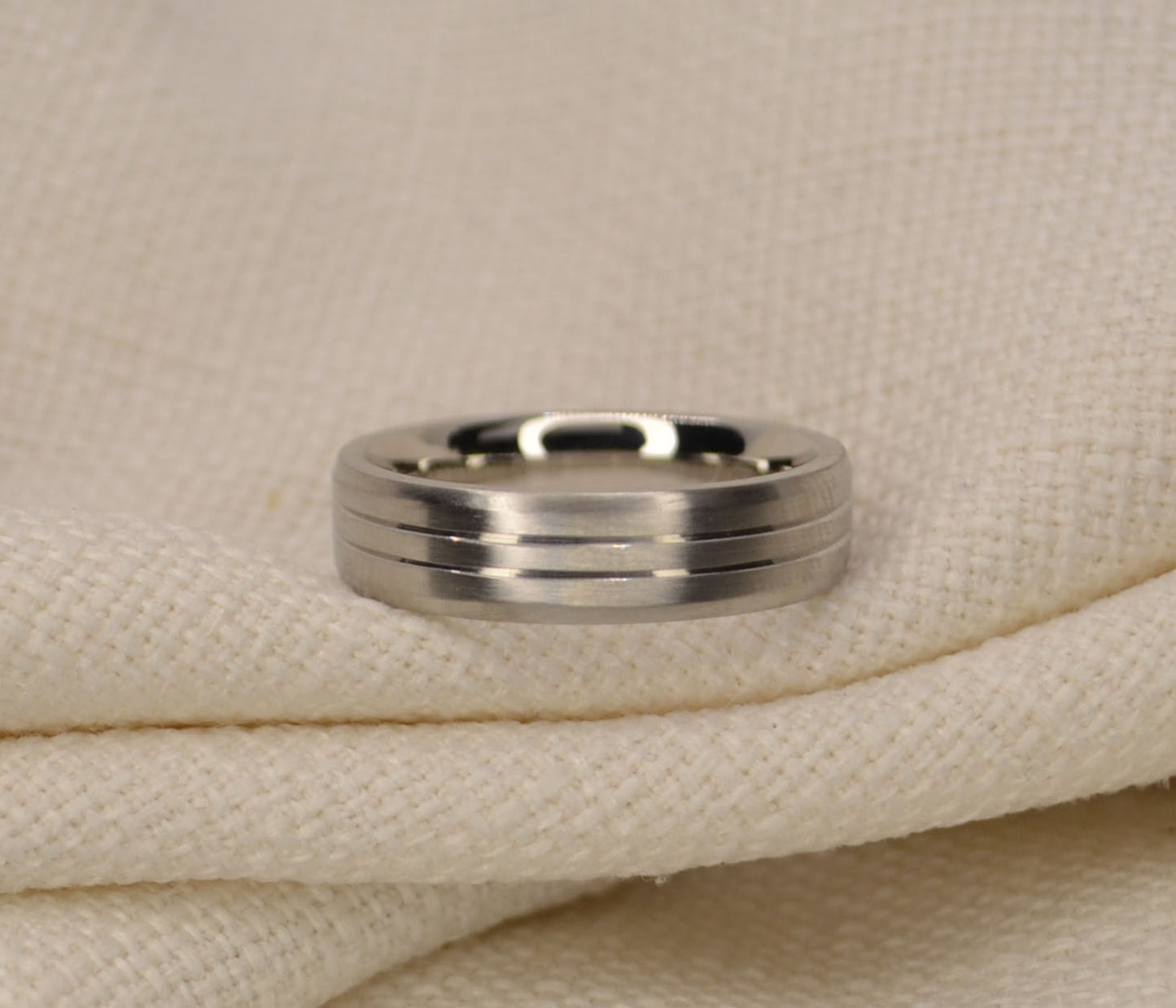 Soft Bevelled Edge Ring with milled lines- 6mm