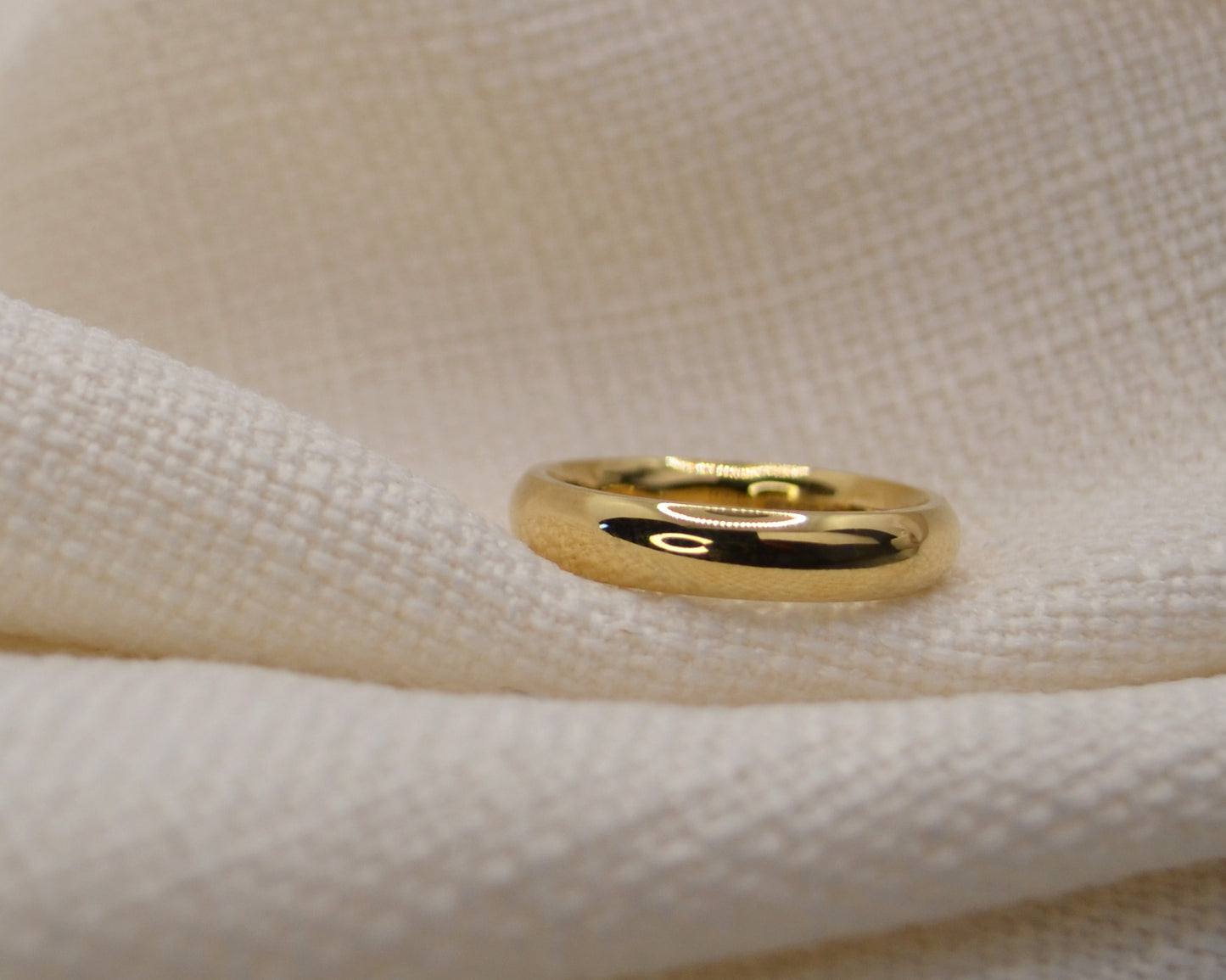 Flat Edged Court Ring - 4mm
