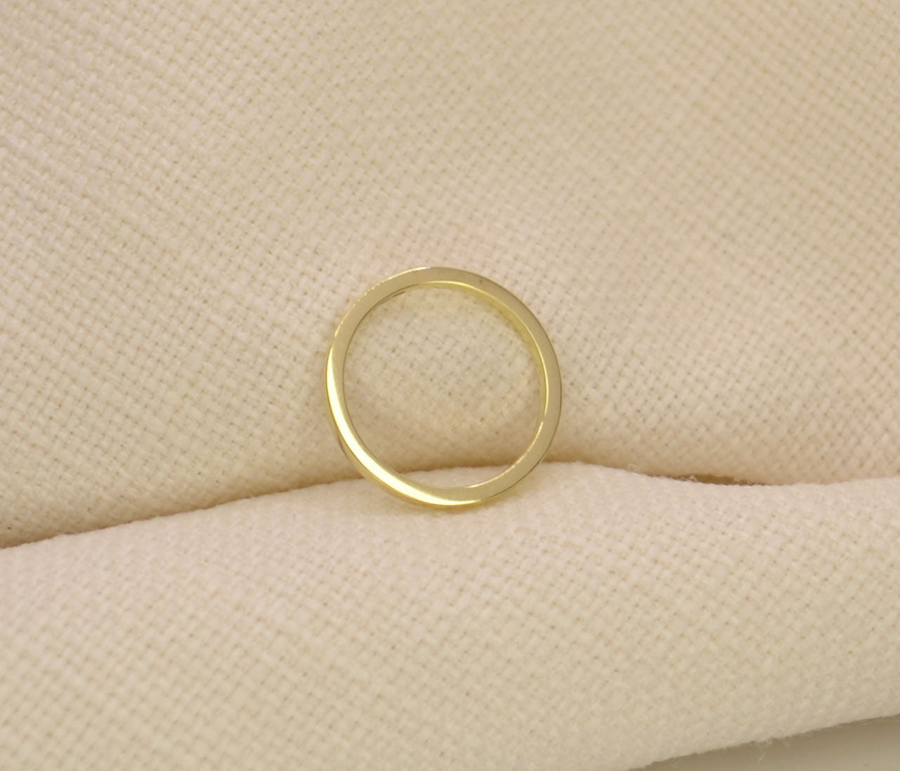 Flat Sided Court Ring - 1.8mm