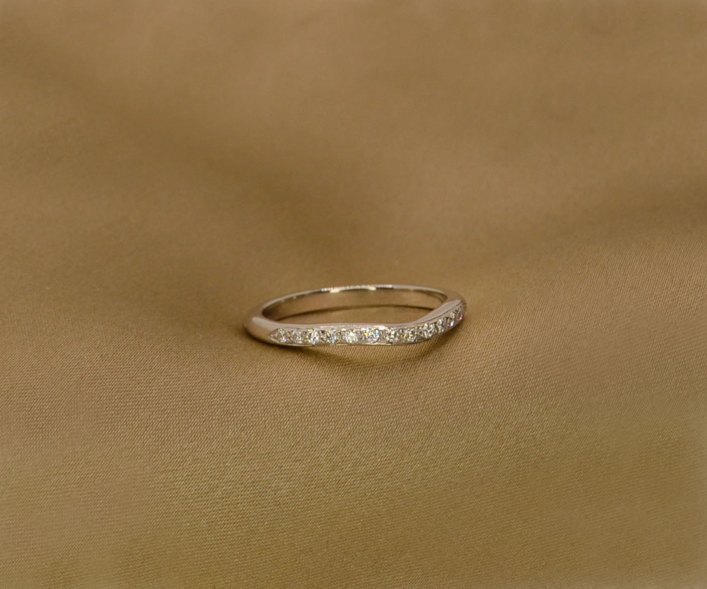 Grain Set Diamond Shaped Ring
