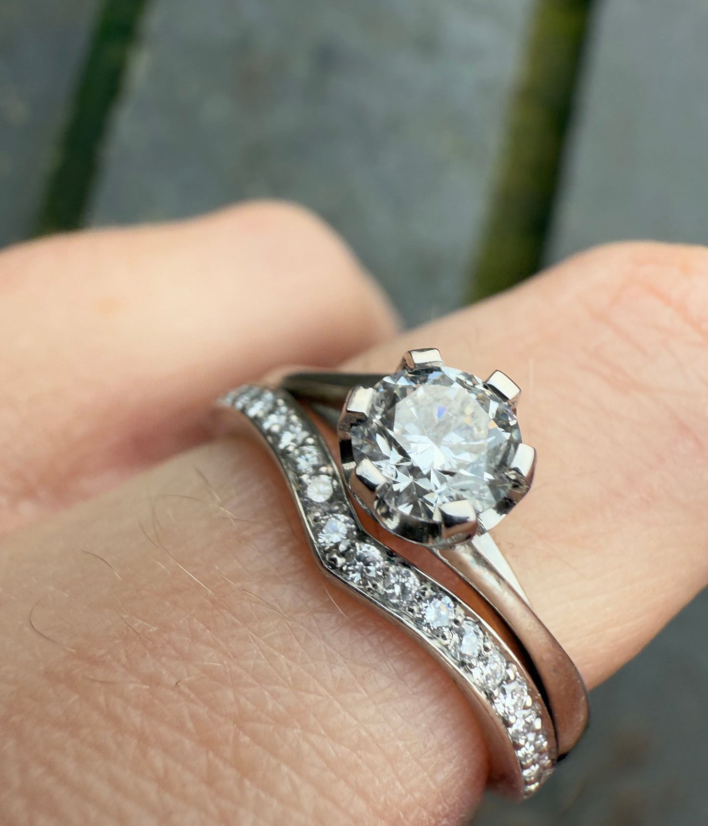 'V' Shaped Micro Grain Set Diamond Ring - 2mm