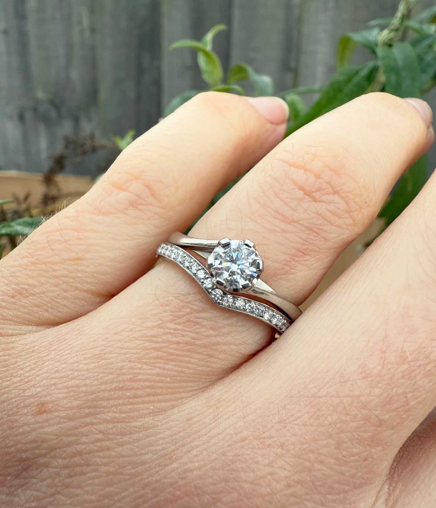 'V' Shaped Micro Grain Set Diamond Ring - 2mm