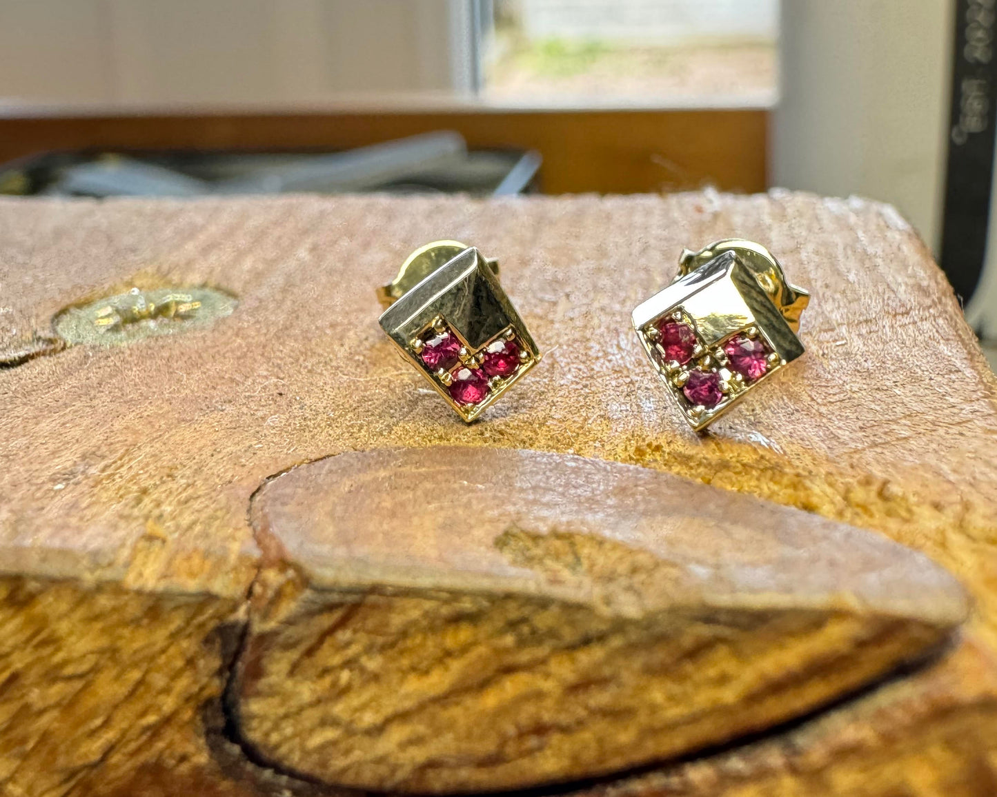 Kite Shaped Grain set Ruby Earrings
