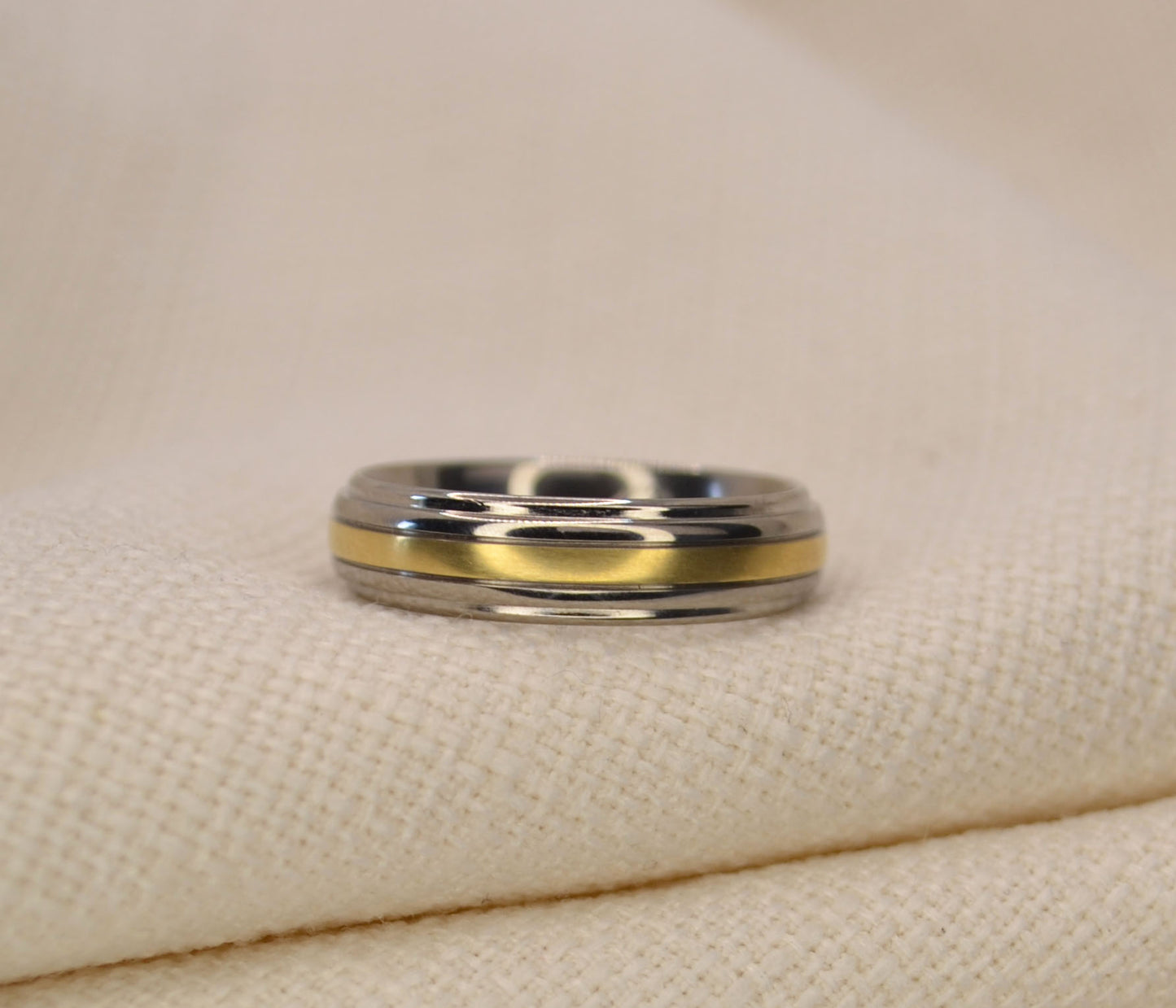 Yellow Gold & Titanium Ring - 6mm