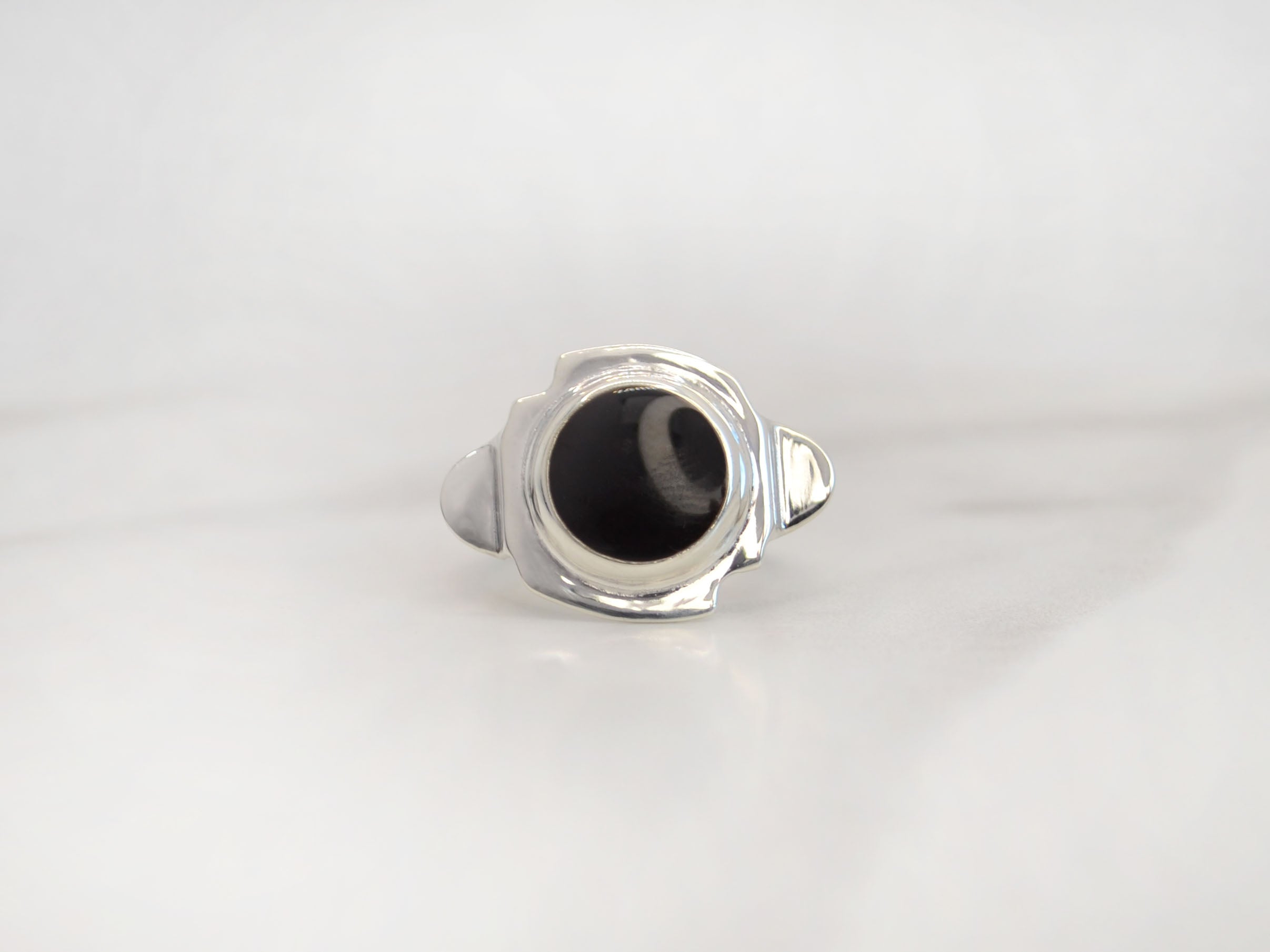 Circin Rings Enamelled Circle Ring – JB