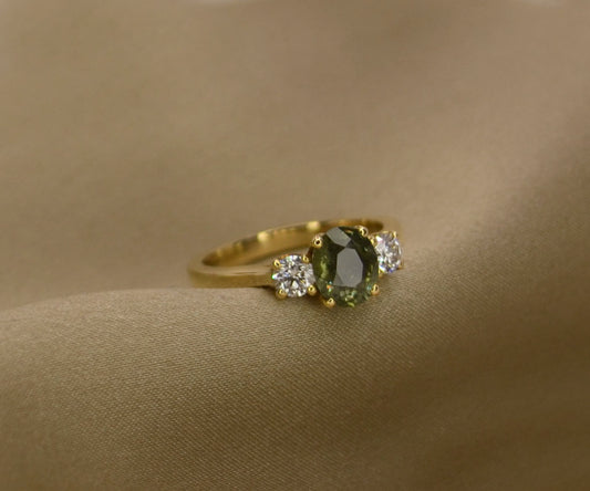 Green Sapphire & Diamond Ring