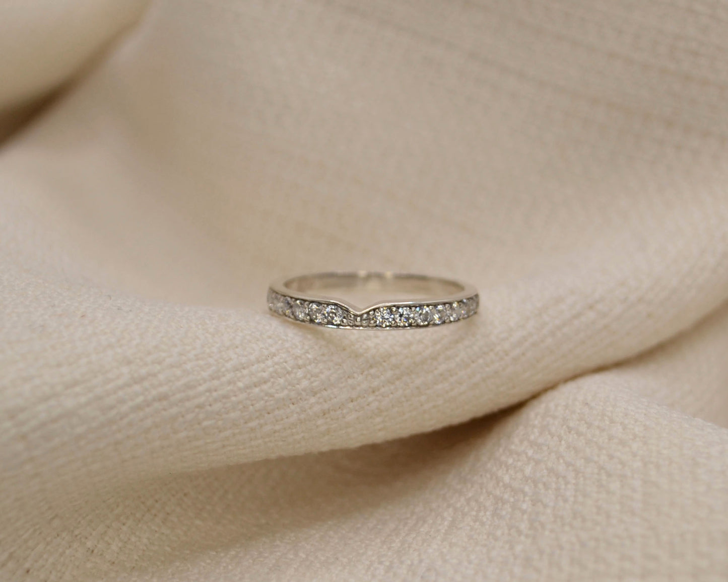 Shaped Diamond Ring with 'V' cut out - 2.5mm