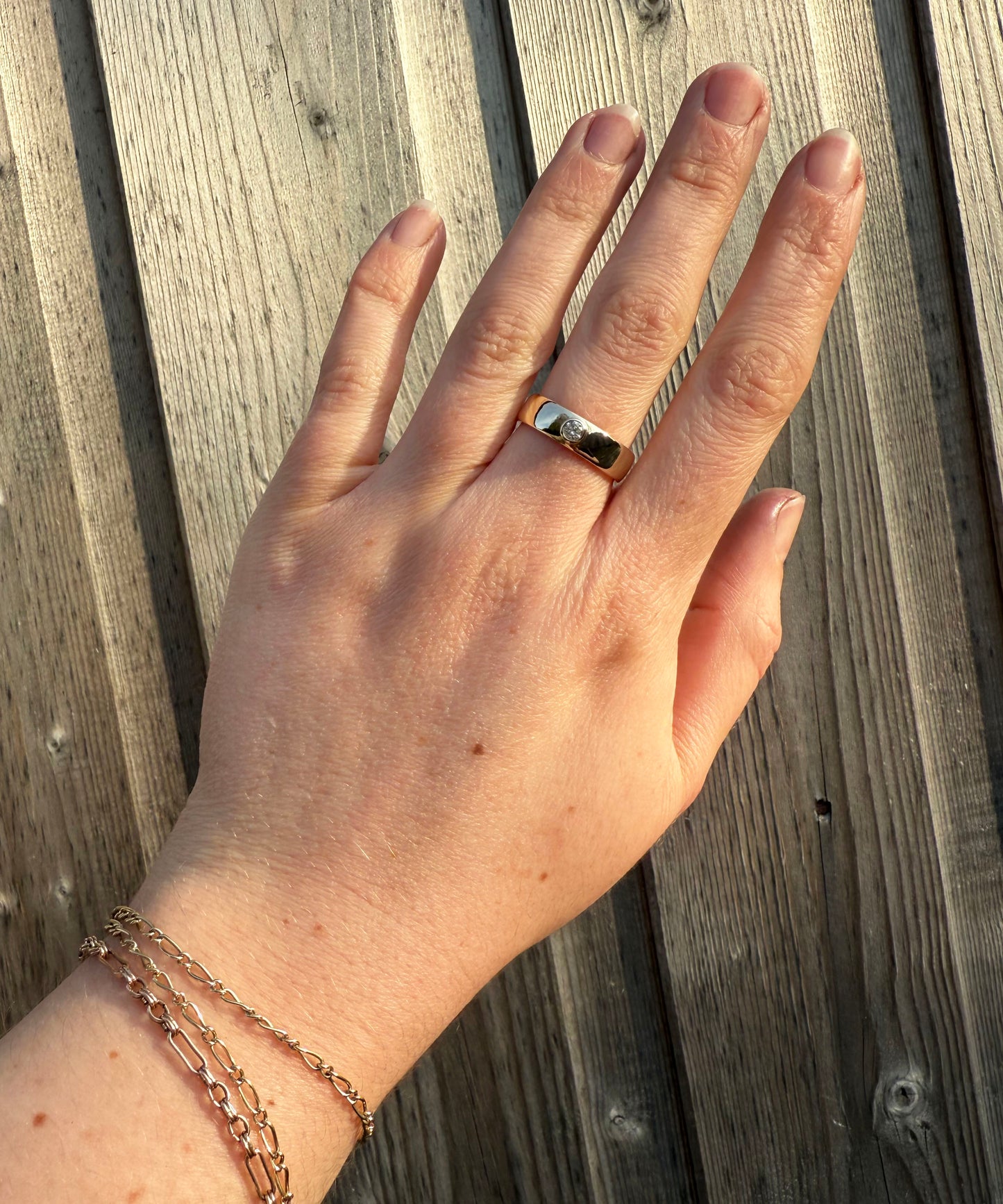 Rubover set Round Diamond Ring