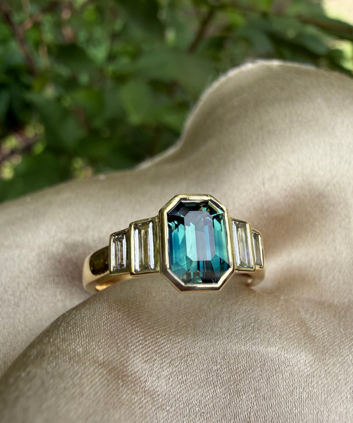 Green Sapphire & Diamond Rubover Ring