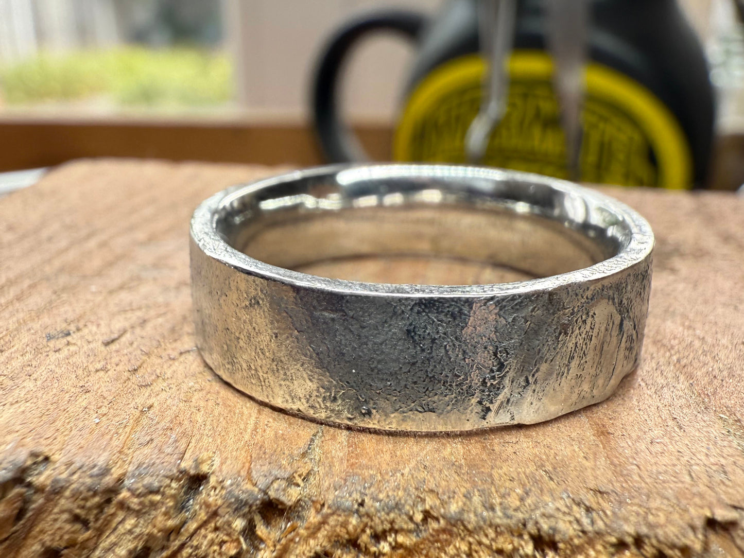 Molten Flat Ring - 6mm