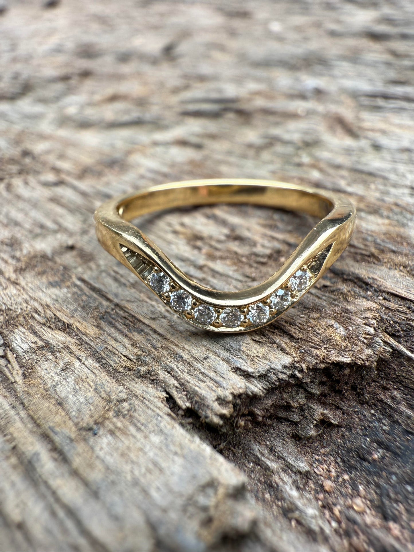 Shaped Grain Set Diamond Ring with Flicks